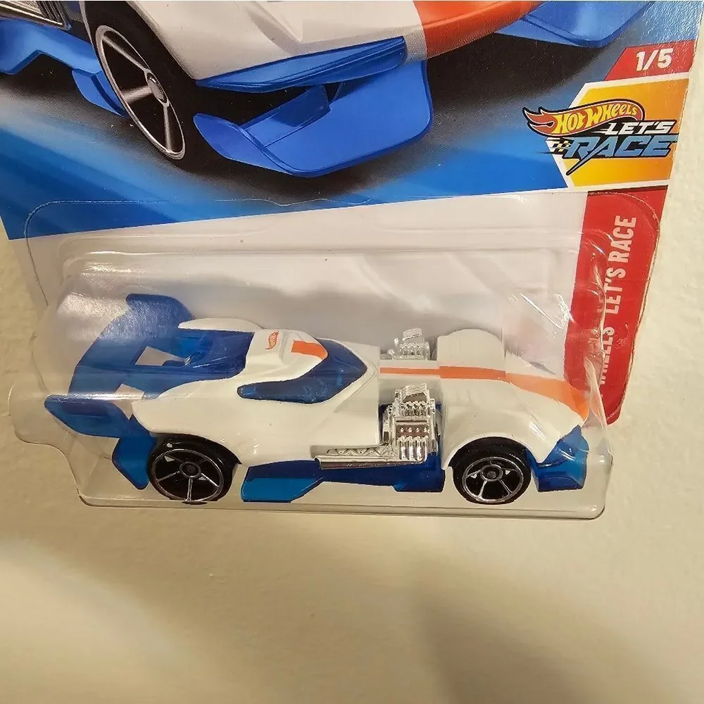 Hot Wheels Car Super Twin Mill HW Lets Race Cars Toy Diecast 2025 1 64 Kids